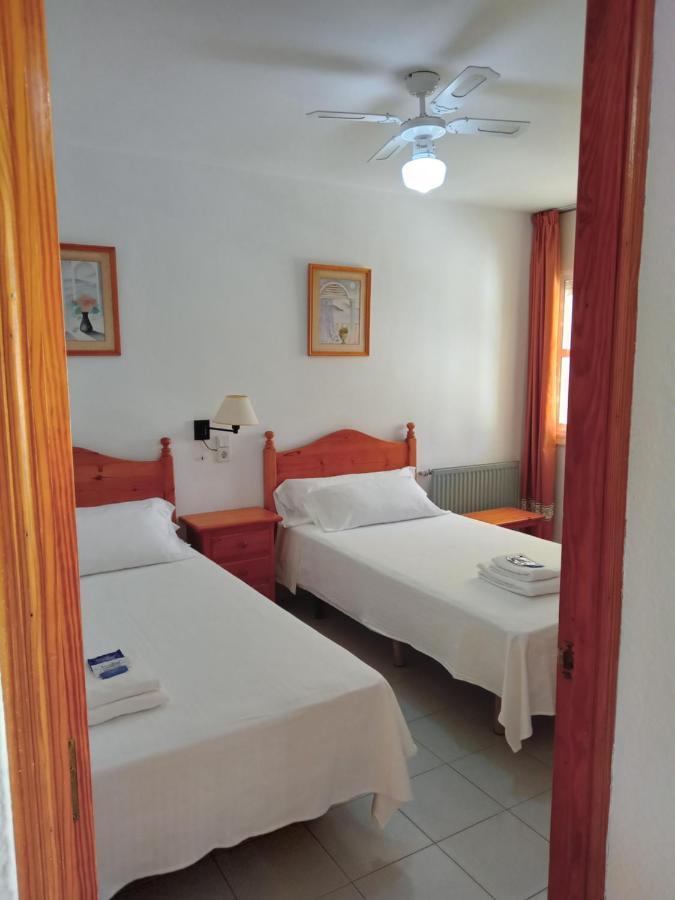 Apartamentos Moguima ロケタス・デ・マル エクステリア 写真