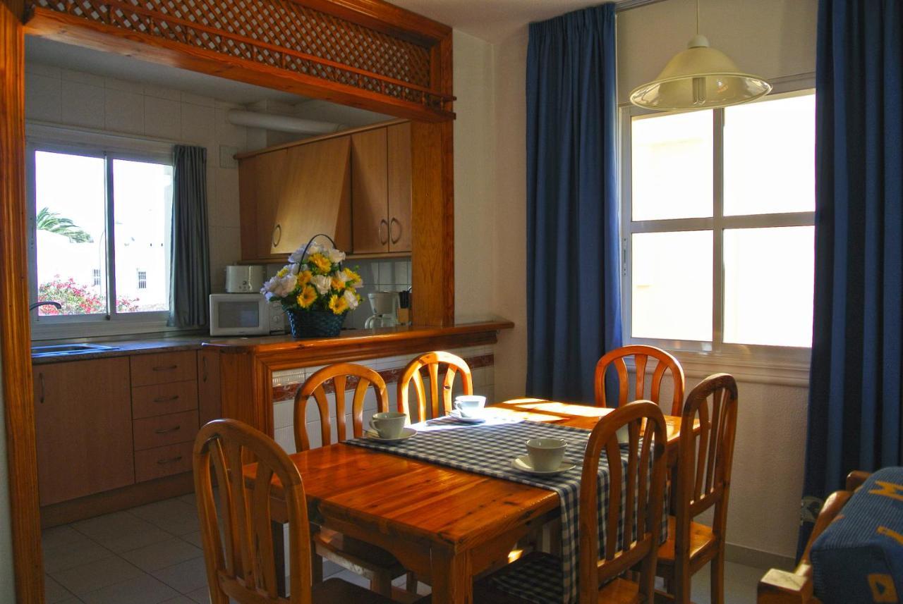 Apartamentos Moguima ロケタス・デ・マル エクステリア 写真
