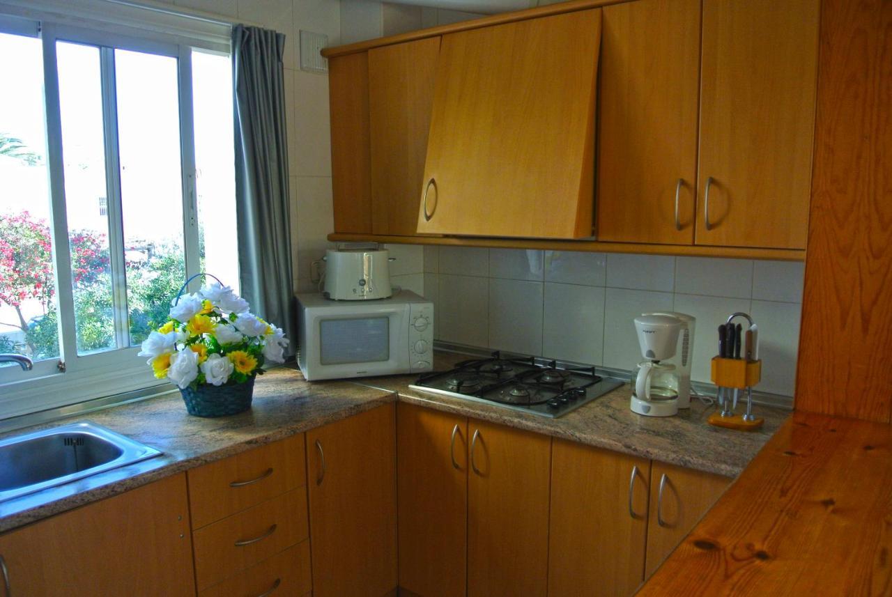 Apartamentos Moguima ロケタス・デ・マル エクステリア 写真